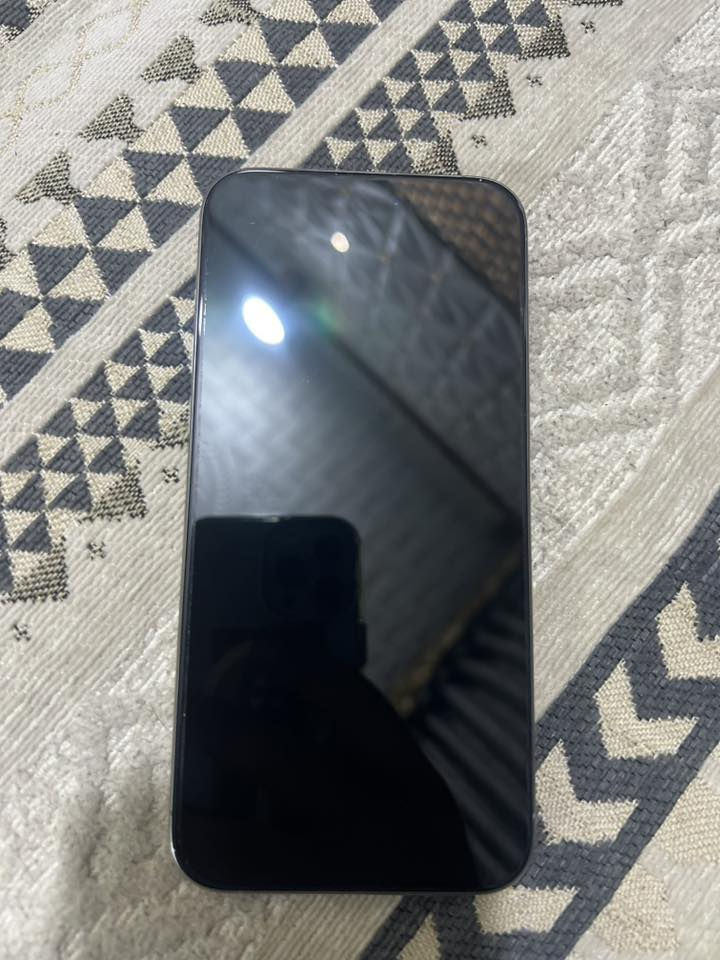 15برو ماكس دبل سيم كارت ذاكره256 بطاريه86 نضيف فقط ضهر مفطور  ممبدل اي شي مكاني كوفه حي ميسان ***********

