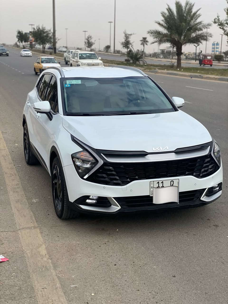 🚗 للبيع: كيا سبورتج 2024
📊 المسافة المقطوعة: 14 كم
🛠️ المحرك: 4 سلندر 2000cc
رقم بغداد مكفولة كفالة عامة
⚙️ المواصفات:
• فول مواصفات عدا فتحة السقف
• بصمة تشغيل + تشغيل عن بعد
• مقاعد أمامية كهرباء مع تدفئة
• شحن تايب C بالكشنات + شحن وايرلس
• شاشة كبيرة
• كاميرا خلفية
للاستفسار 
***********
