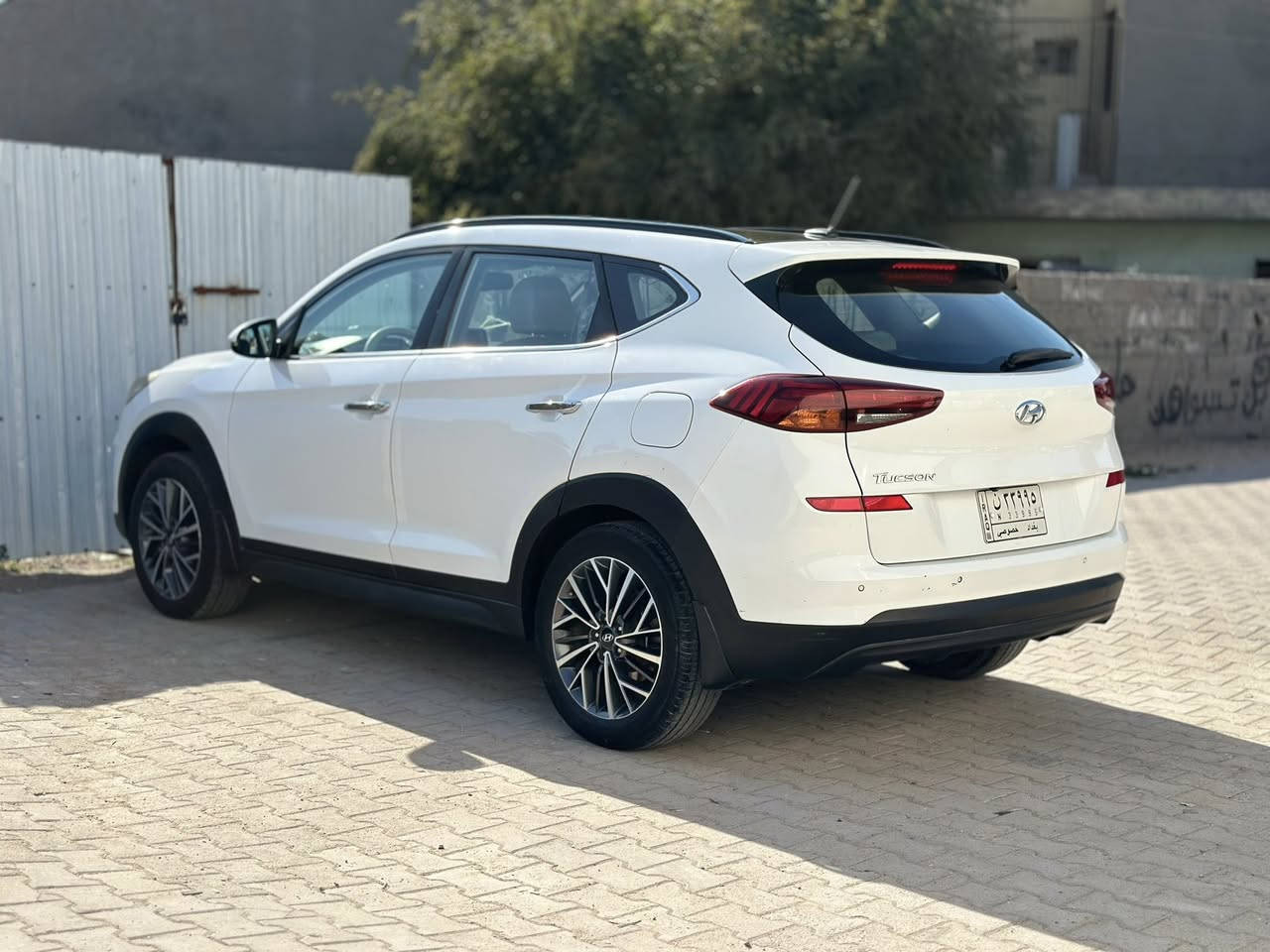 توسان خليجي موديل 2019 خليجي وكاله
السيارة فول موصفات 
بيهة كم مكان بارد قليل 
مكان السيارة بغداد 
السعر 190
اي استفسار ***********
