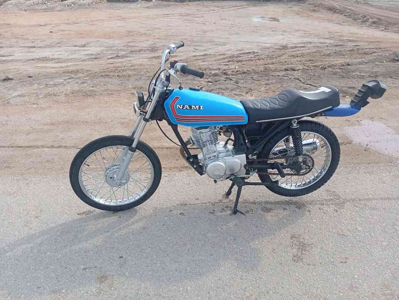 سعر ٨٥٠ وبيه مجال للشراي  ***********
١٧وراق اصولي شاصي أرشه بوري رفيع مكفول معمره ٢٥ شلامجه ماعايزه برقي كفاله عامه مكينه برقي مامفتوحه٢٥
