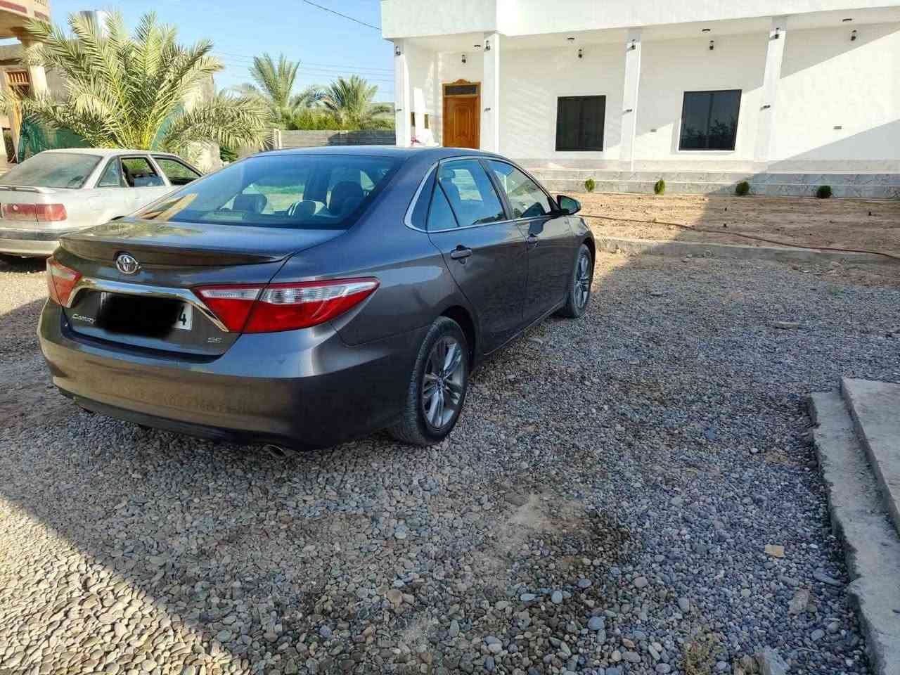 سيارة كامري كندي ٢٠١٧ رقم أربيل باسمي بيع فقط السيارة حلوة ونظيفة والسونار مرفق مع الصور.
السعر ١٥٠ وبيها مجال.
***********
*********** Singapore
