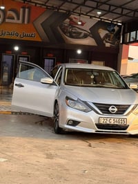 للبيع او مراوس بالتيما حديث 2018 SL  السعر 125  صور ضرر واضحه مابيها د...