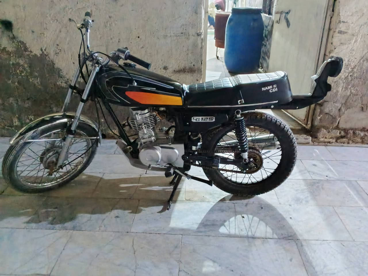 للبيع اوراق اصولي كفالة للترقيم محرك مامفتوح دراجة جديدة
القرنة الشرش 
***********
