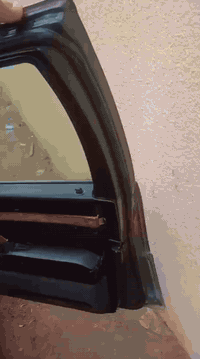 السلام عليكم ورحمة الله وبركاتة
للبيع وامراوس 
مارسدس شبح 500 
موديل 1991
بغداد باسمي تحويل مباشر
للاستفسار وتصال 
‏‪***********‬‏
