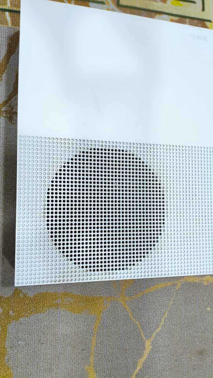 اكس بوكس ون اس
ذاكره 1تيرا
العاب
1-فوزرا 5
2-GTA 5
3-مودرن 3 
4-روكت ليك
5-فيفا 25
مفتوح تنضيف
سعر 165 بي مجال كركوك, العراق


**إذا كنت صاحب هذا الإعلان وتريد حذفه لأي سبب، رجاءا أرسل رسالة إلى الدعم الفني**