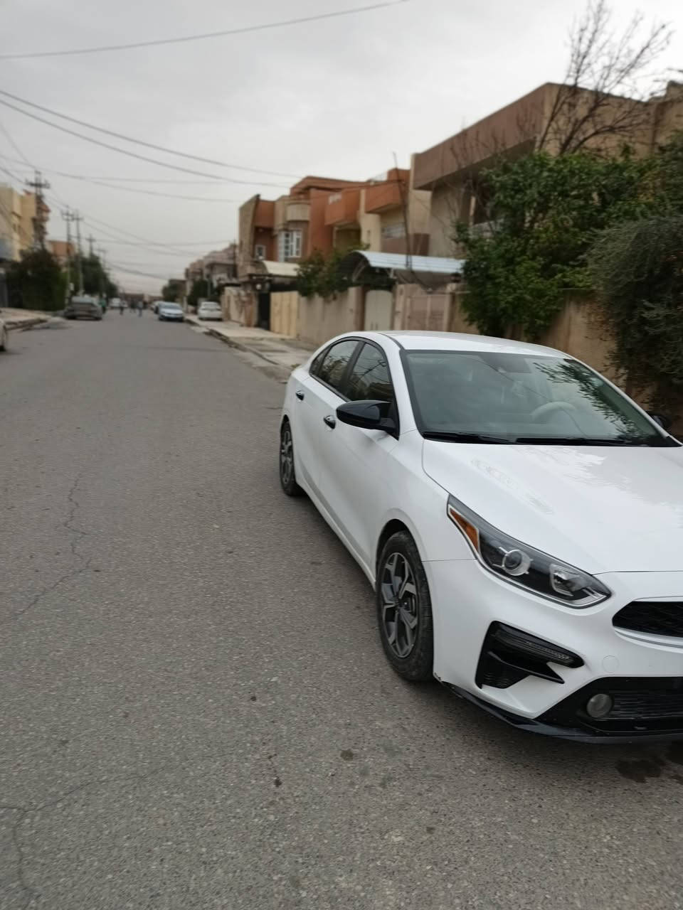 السلام عليكم...
فورتي موديل ٢٠٢١... 
مضروبه قطعتين... 
للستفسار تواصل خاص...


**إذا كنت صاحب هذا الإعلان وتريد حذفه لأي سبب، رجاءا أرسل رسالة إلى الدعم الفني**