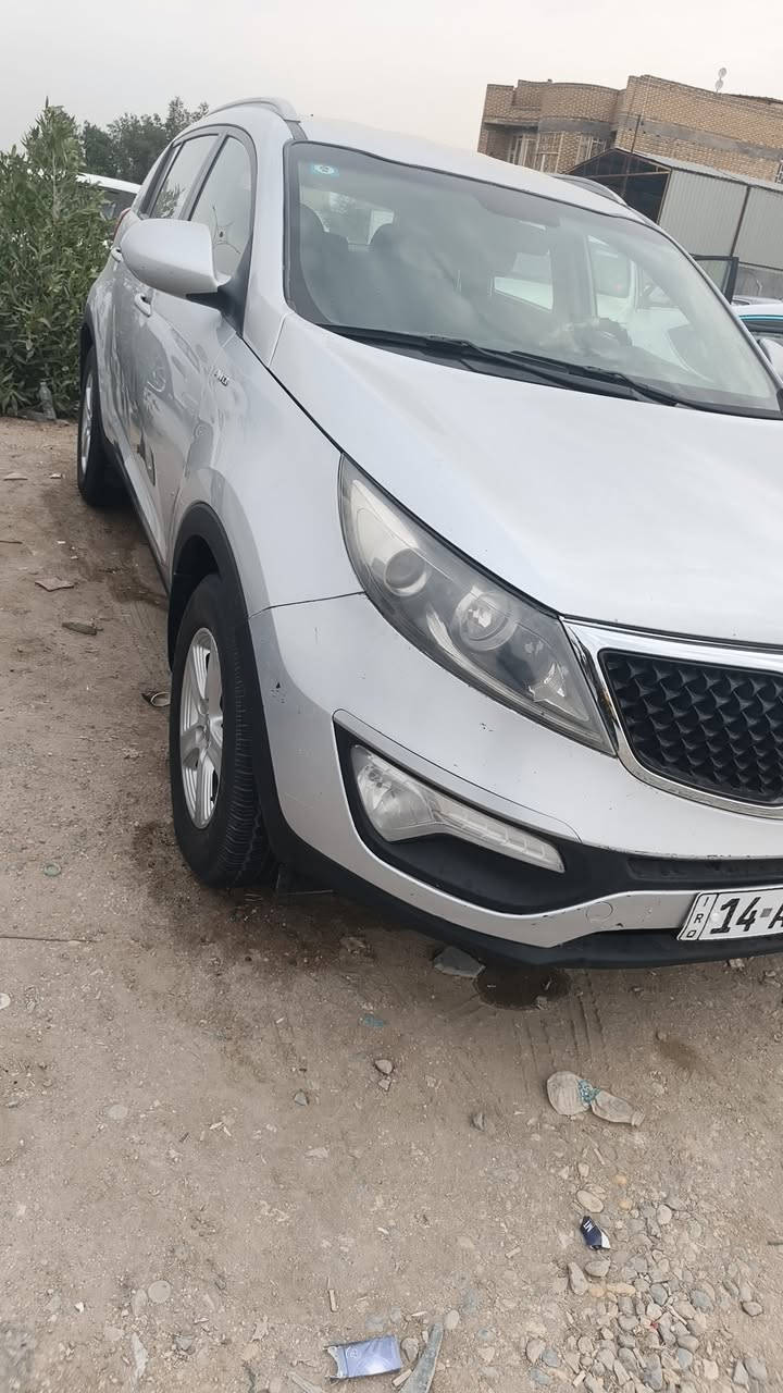 سبورتج خليجي ٢٠١٦ بيه باب مبدل ولبنيد بي صبغ ماشيه ١٣٨ مكينه كير تبريد شرط السياره فورويل تبريد قطعتين مكينته ٢٤٠٠ دوش السعر ١٤٥ بي مجال ***********
