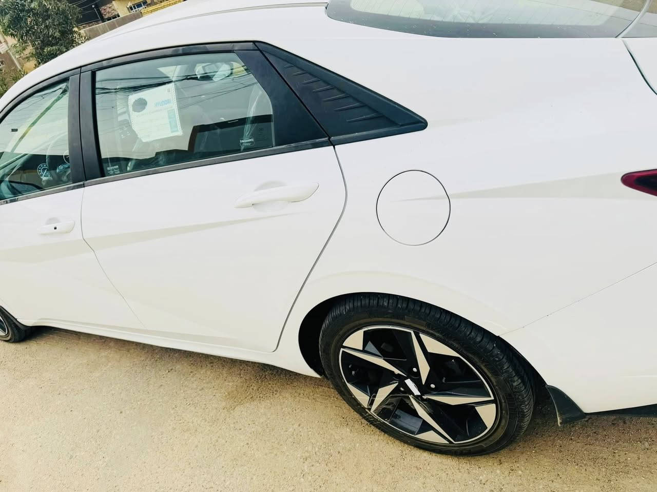 النترا مديل 23 لون ابيضّ وارد امريكي ضرر بنبد فقط بدون دواخل ولايرباك ضارب بل سياره فول عده الفتحه بصمه تشغيل عن بعد رادار امامي خلفي جانبي كامره خلفيه بلاد معوقين سنويه2028 تبريد لمس 8 درجات حجم المكينه 2000 سياره جاهزه من كلشي سعر 149
 وبيها مجال شراي 
رقمي *********** ‭

‭0776 383 0339‬
صور الحادث بل منشور 
ماشيه 55
