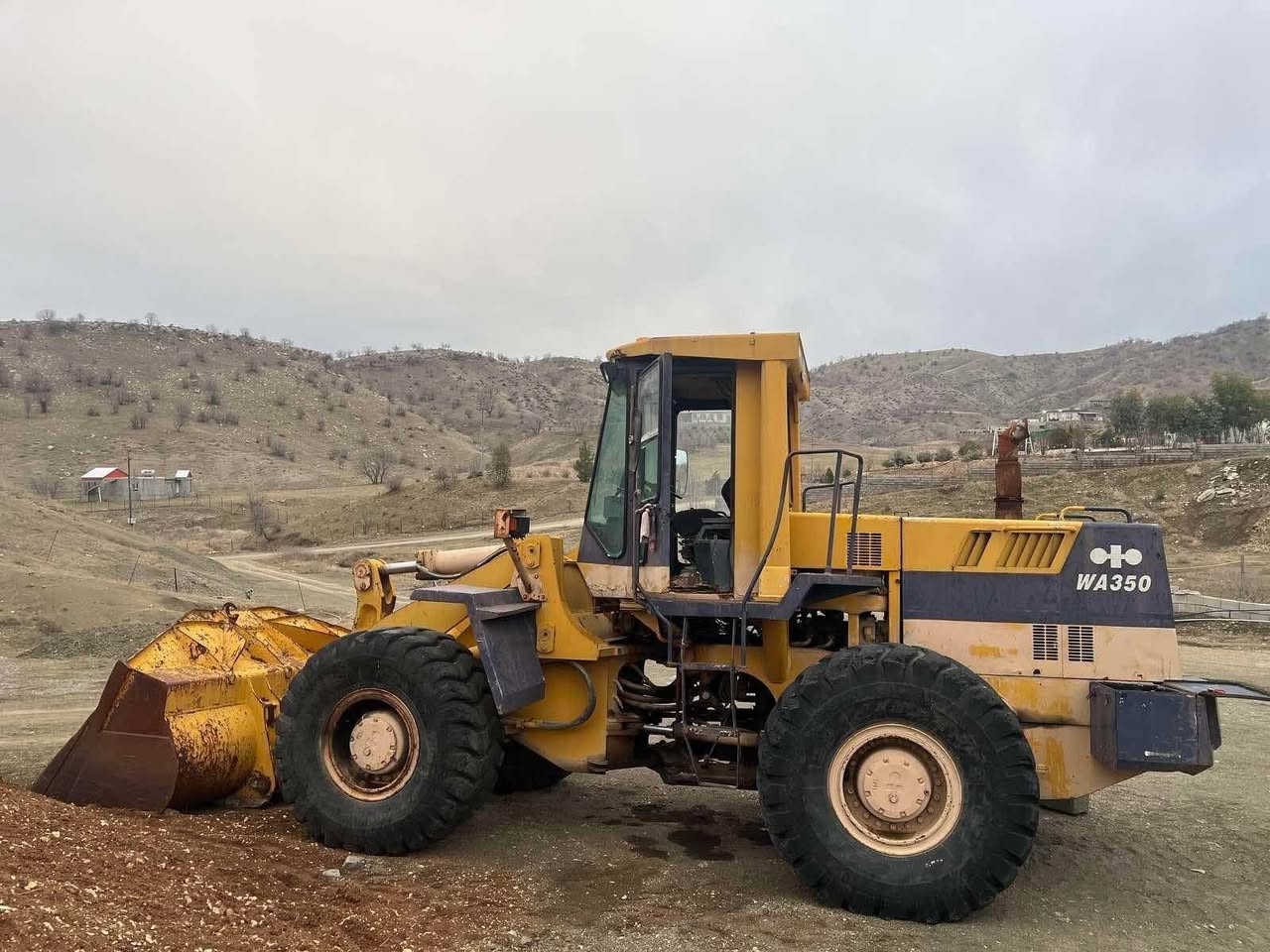 بیع ١٩٩٥  رقم کرکوک اصلی سعر ٢ دفتر بیة مجال رقم تلفون ***********
