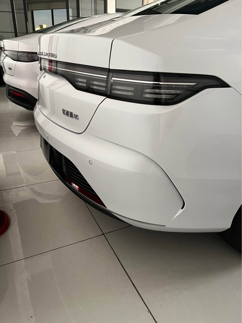 يوايدي ديست ترؤي كه مترين نرخ 116سافي سبوخ ته نك هه موجياني به شه رد *********** Singapore
