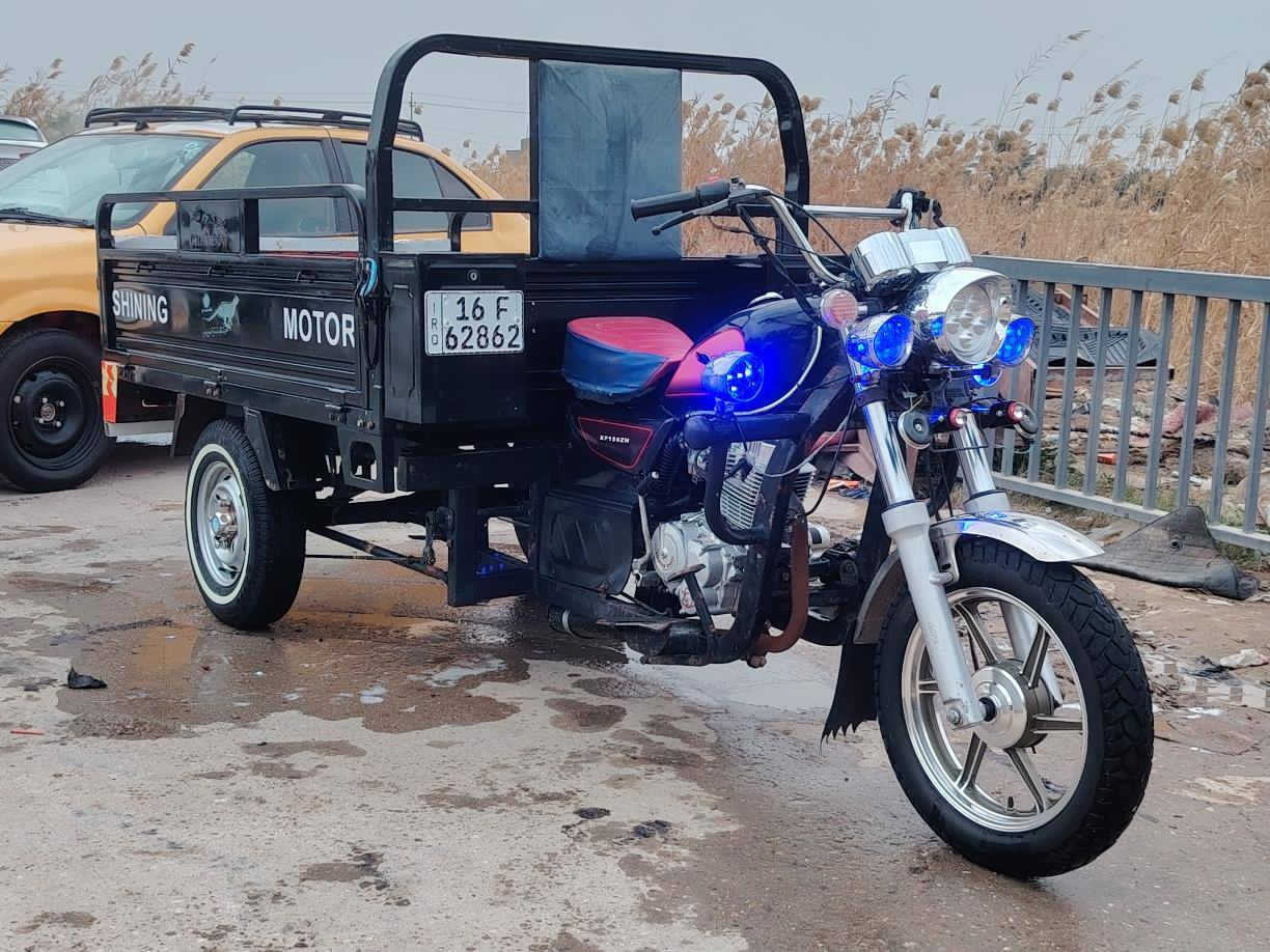 السلام  عليكم  ستوته. لبيع.  22 مديل  رقم وسنويه رقمه نكليزي  سنويه جديده. ستوته مكفوله كفاله عامه السعر. عله هذه الرقم  ***********
