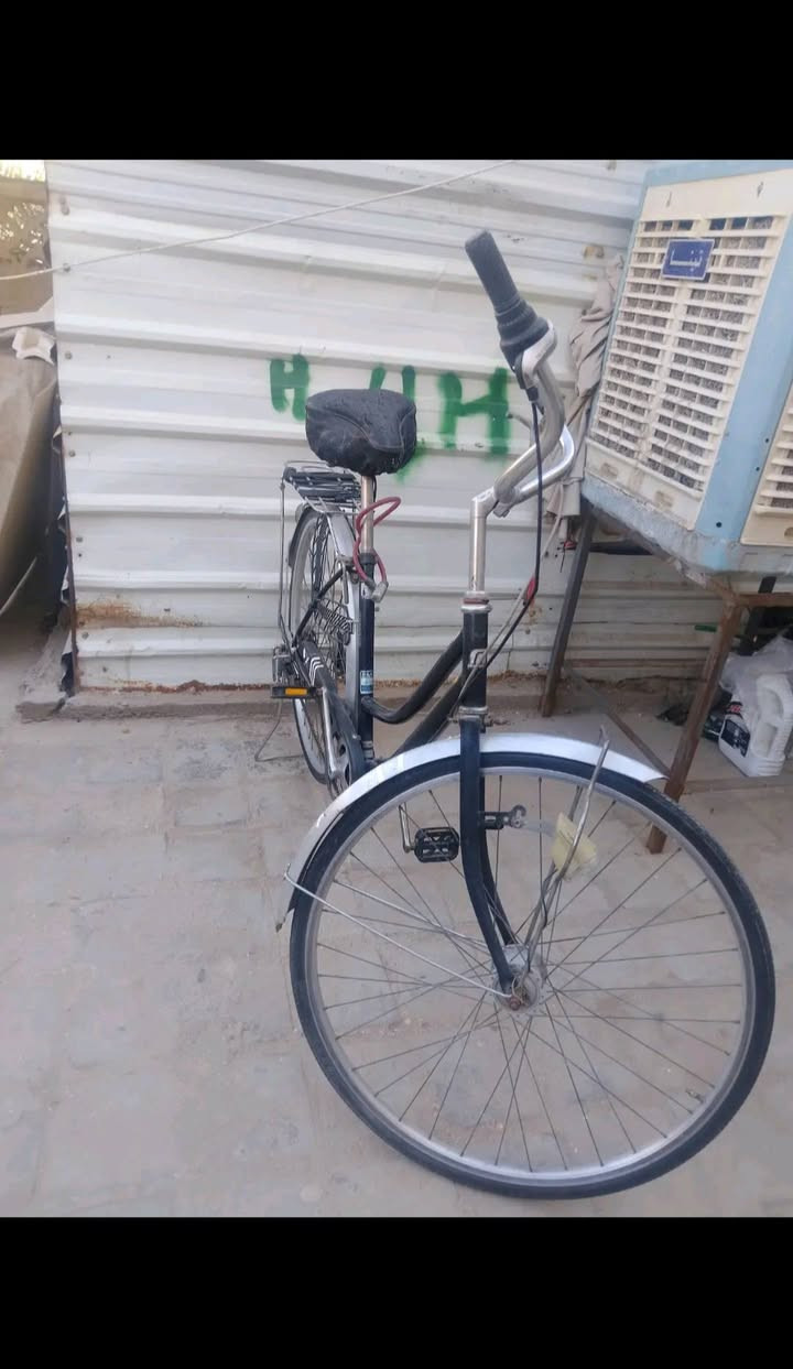 سلام عليكم
باسكل للبيع 
حجم27
السعر100
***********الرقم
ملاحظة📍مكلف بل نشر
