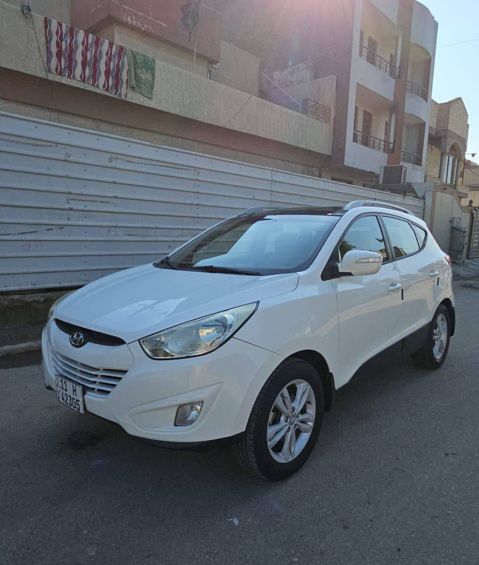 السلام عليكم توسان 2013 مكفوله كفاله عامه من الصبغ والتبديل والبارد فول واحد على واحد فتحه رقم بغداد سياره حلوه و جديده سعر السياره 145 وبيها مجال شي قليل رقم التليفون *********** وبي واتساب عنوان بغداد
