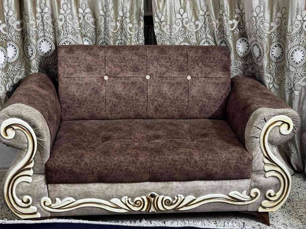 ديوان للبيع نظيف سعر 350 وبي مجال @إشارة


**إذا كنت صاحب هذا الإعلان وتريد حذفه لأي سبب، رجاءا أرسل رسالة إلى الدعم الفني**