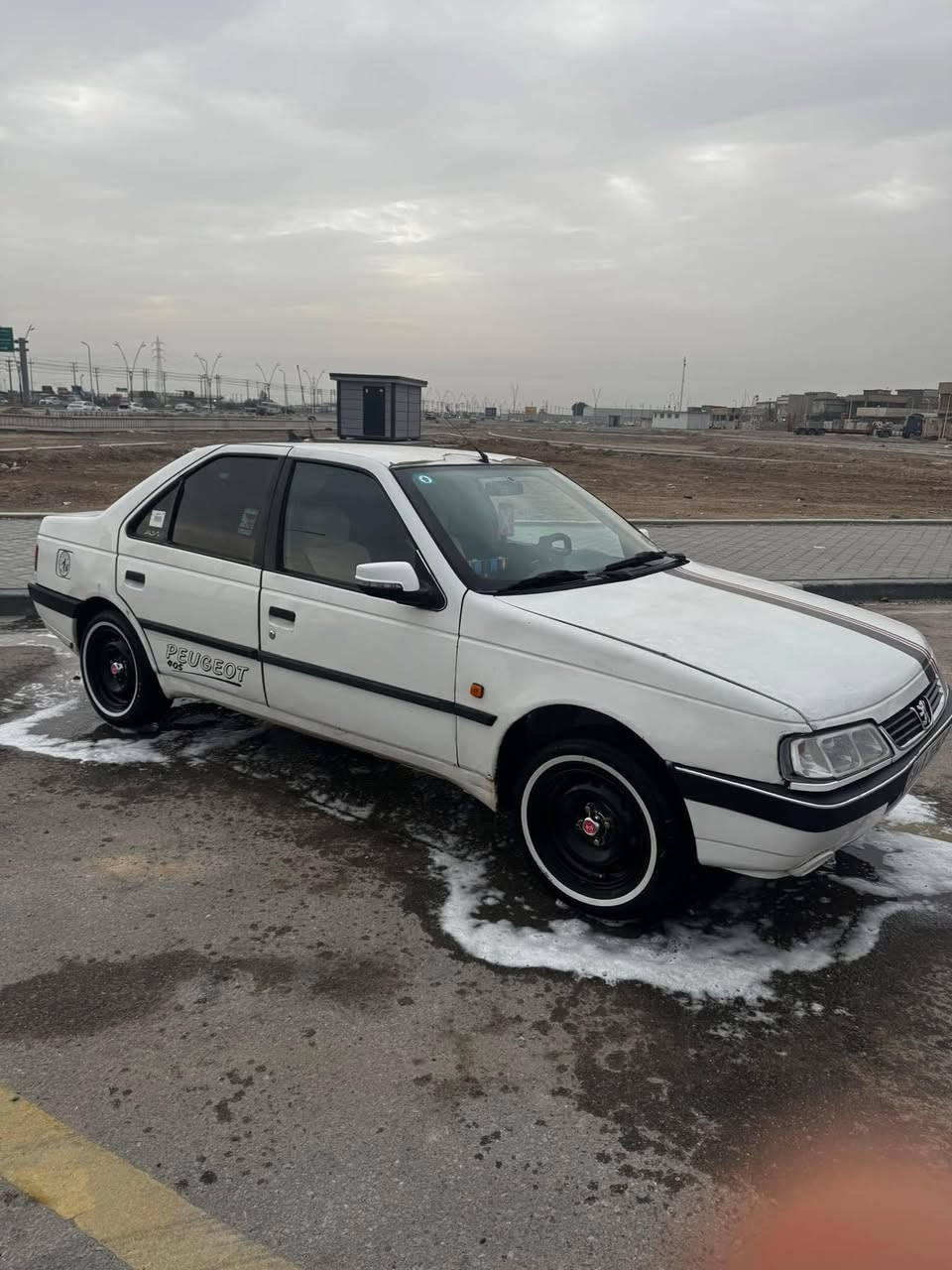 السلام عليكم 
بيجو 405 موديل 2012 للبيع 
السياره كلش نضيفه تبريد تدفئه 
مكينه و كير خير من الله لا تبخير لاتنقيص
تايرات جدد 

السعر 48 وبيها مجال

خياسات ماكو 

السيارة ب اسمي 
المكان البصره - الزبير 
***********
