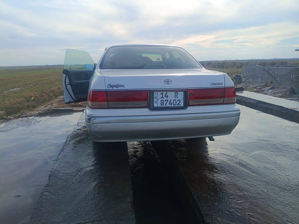 السلام عليكم ورحمة الله
للبيع راس الثور   موديل 1996 رقم بصره انكليزي سنويه جديده  تحويل مباشر گير ومكينه 2500 ديلكو جدد السياره كفاله عامه من الكصه ونقل جثه ولعيب شرعي ولصوليات سياره جاهزه مجهزه من حداديه تخم تاير كهربائيات جاهزه مجهزه مانقصها شي عنوان السيارة ناصريه  السعر 103 وبيها مجال للشراي
للاتصال‏‪0780 424 9328‬‏
