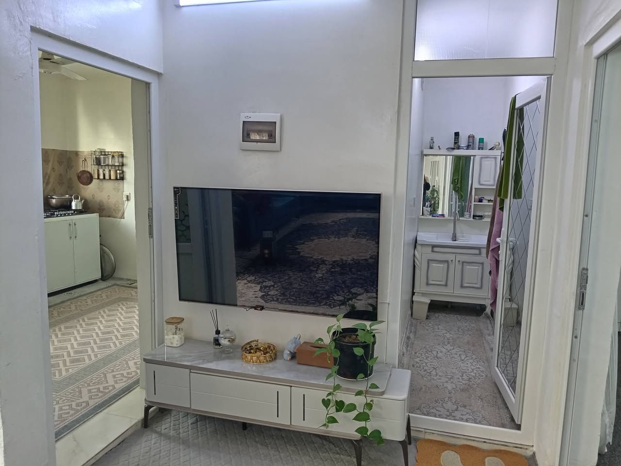 دار للبيع مساحة 130متر بيت جديد مابي اي نقس منطقه شورجة قريب تكية شيخ فواد زايد ***********قريب مطعم سيد
