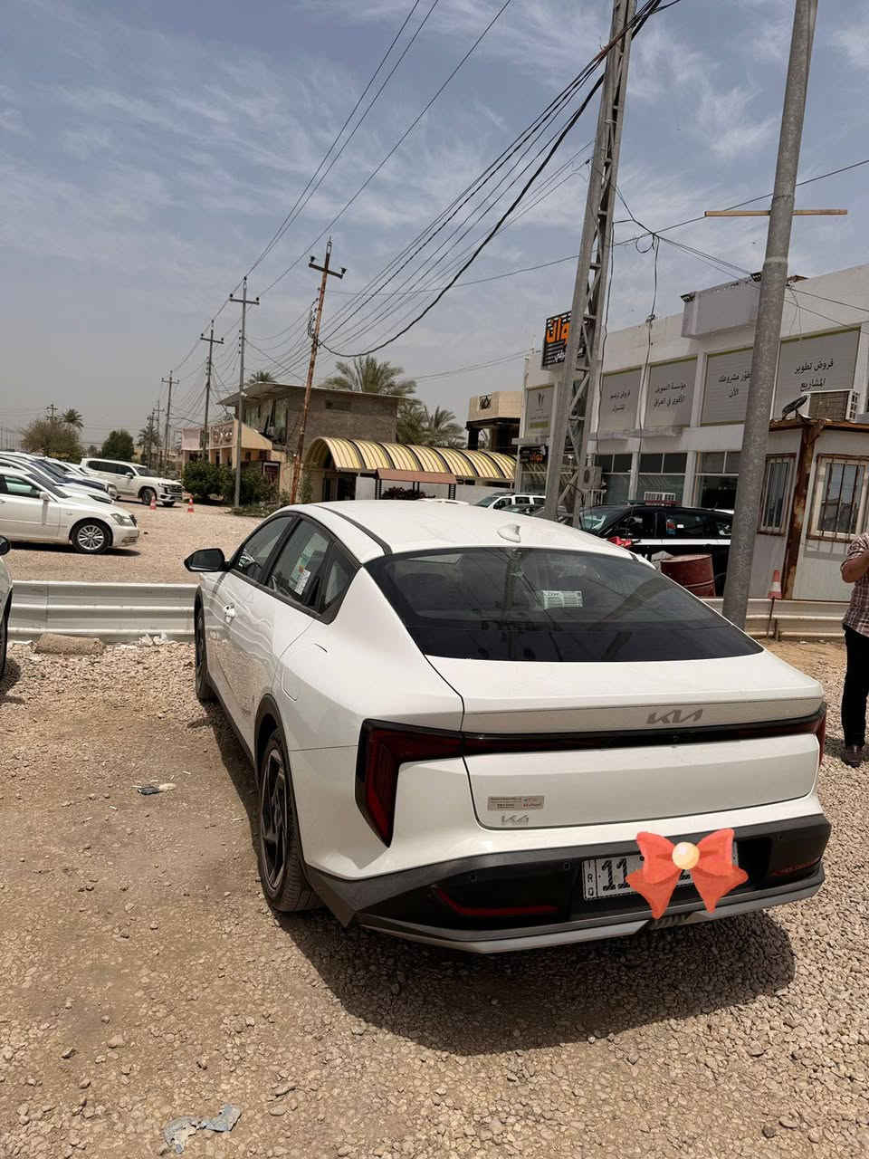 كي 4 خليجي للبيع رقم بغداد 
عداد المسافه17100كم 
السعر187 للاستفسار الاتصال على الرقم ***********
