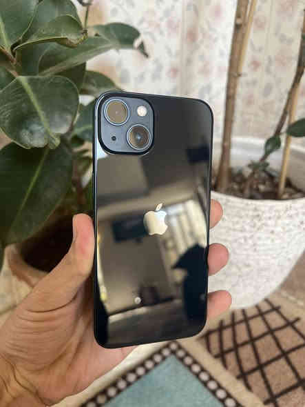 13 عادي نظافة مستحيله شخط مابي ذاكرة 128 بطارية83 مامفتوح وتربروف مع لزكة مات اصليه وكفر اصلي وكيبل شحن مكاني بغداد المدائن السعر 440 واتس اب واتصال***********
