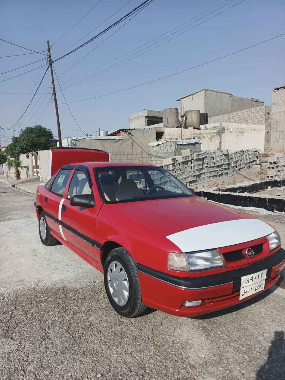 السلام عليكم 

اوبل فكترا1991
حجم 16
سياره جاهزه. 
گير محرك شرط. 
صدر تايرات شرط. 
كهربائيات شرط كله شغال. 
سياره مصروف عليها. 
بدون ضربه. 
صبغ جماليه فقط بدون معجون فقط هلالات الخلفي. 
السعر (36)وبي مجال 
استفسار اكثر اتصل/(***********)
