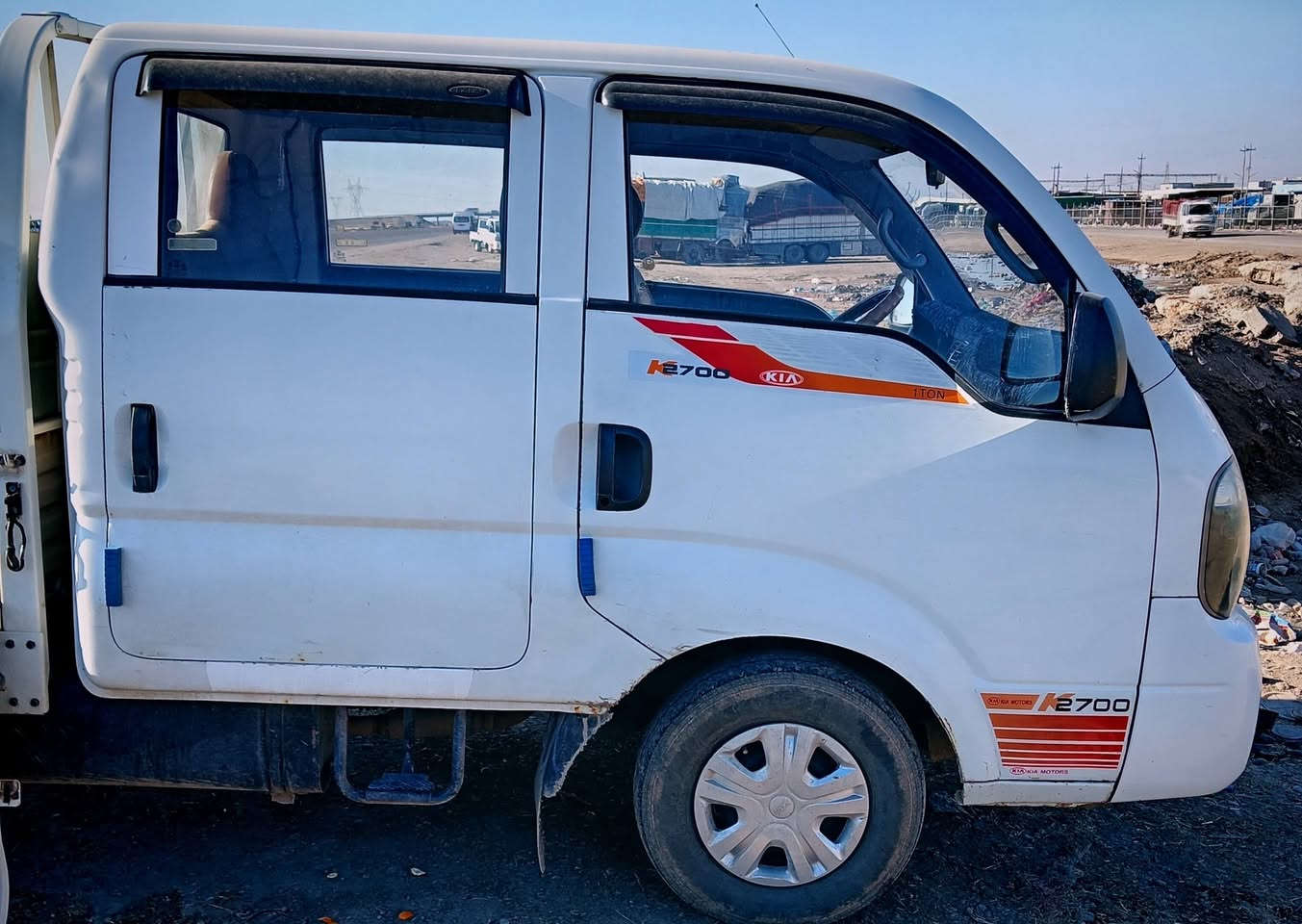 سلام عليكم سيارة عموشه موديل 2013 رقم بابل سعر ميه وعشرين رقم الهاتف *********** مكاني بغداد اليوسفية معمل زينب
