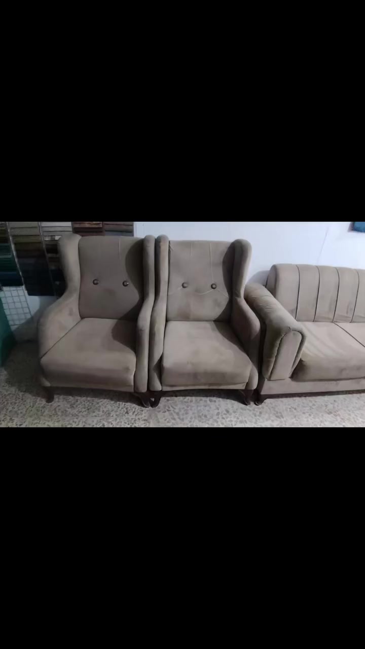 تخم للبيع ١٠ مقاعد
سعر١٨٠ وبي مجال 
محل صفاء الشمري للدوشمه ونجاره
مكاني واسط قضاء الحي مقابيل  برادات أبو ناجي
***********
