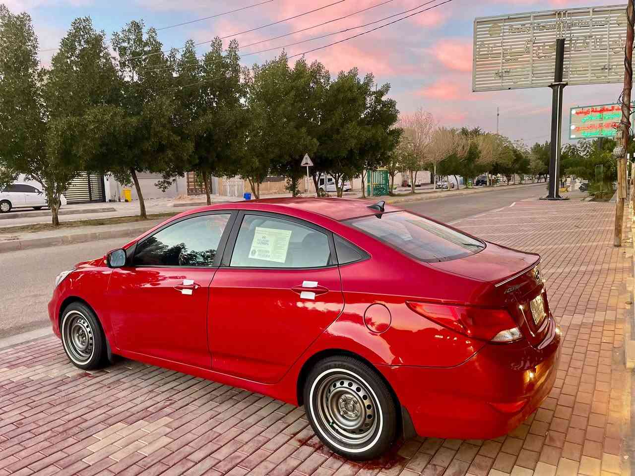 للبيع: هيونداي أكسنت 2016 – وارد أمريكي
حادثة جاملغ وبنيد وصور حادث في المنشور 
مكينة 1600 + كير مكفولات
تبريد ثلج
تخم ويل تايرات جديدة
المواصفات:
شاشة
كامرة خلفية
نظام ECO (اقتصادي بالبنزين)
 مكان السيارة: كربلاء
 السعر: 93 قابل للمجال
 الاستفسار: ***********
 ملاحظة: مكلف بالنشر
