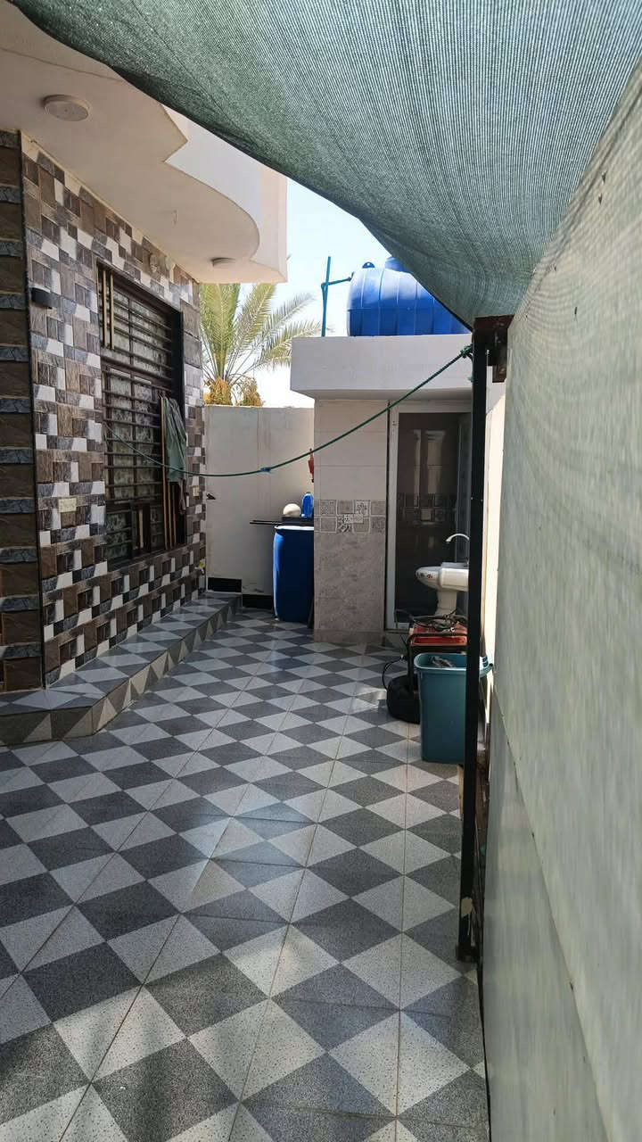 سلام المكان سلام عليكم بيت    الجعار  حيال زراعي الشهيد المهندس ابو مهدي  المساحه 200 متر وجه 10 نزال 20 غرفتين نوم وصالة وستقبال ومطبخ ومنور وممشه


**إذا كنت صاحب هذا الإعلان وتريد حذفه لأي سبب، رجاءا أرسل رسالة إلى الدعم الفني**