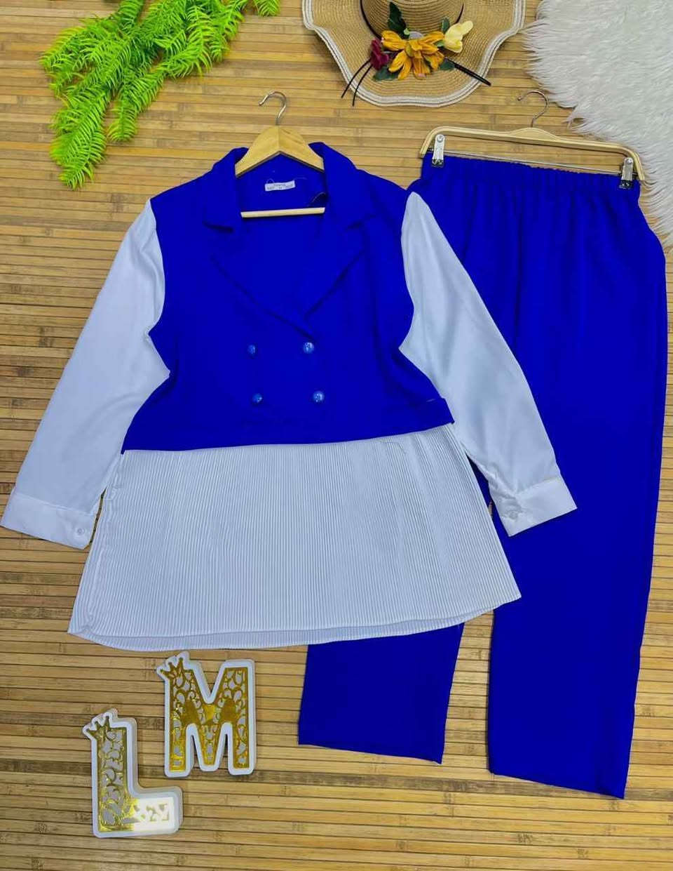 طقم قطعتين

خامة هوريم دابل صيفي

قياسات 42-44-46-48-50 النجف, العراق


**إذا كنت صاحب هذا الإعلان وتريد حذفه لأي سبب، رجاءا أرسل رسالة إلى الدعم الفني**