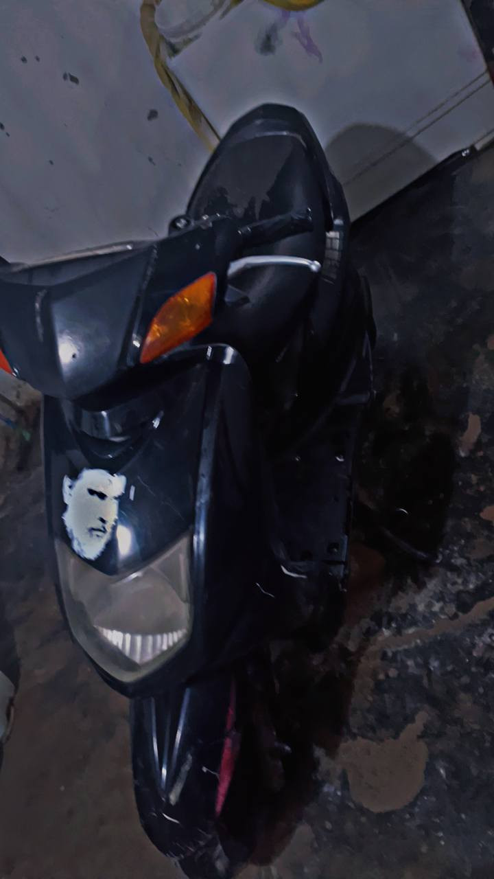 سلام عليكم دراجه سكنس نثيه مراوس ب ماكس دراجه نشطه شلعه ومعدل سرعه 140 اي عطل مابيه وهاذ رقمي *********** متوفر وتساب
