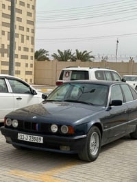 كير اوتوماتيك • جلد اسود • نجف