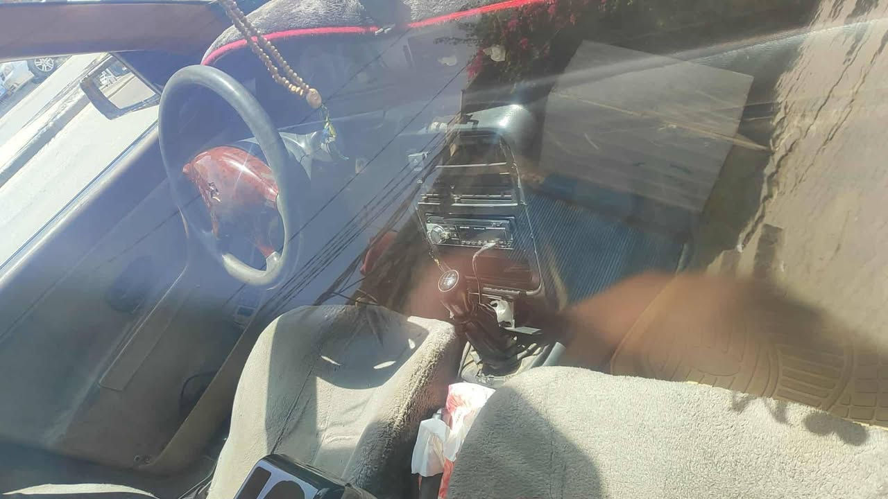 🚘 للبيع — سمند إيراني صفره 🚘
▪️ الموديل: 2010
▪️ اللون: اصفر 
▪️ الرقم: الماني 
▪️ الحالة: كير ومكينة خير من الله
▪️ الدواخل والكشر: نظيفة ومرتبة
▪️ الملاحظات: بيه كتاب فقدان سنويه 
      تحويل وهيئه وغرامات عليه 
📍 الموقع: النجف الأشرف — حي المهندسين 
📞 للتواصل: ***********
متوفر واتساب ✅
السيارة بحالة جيدة وسعرها مناسب أو مراوس والباقي اقصاد كل ضمانات موجوده إن شاء الله، والمعاينة خير برهان. 🌹
