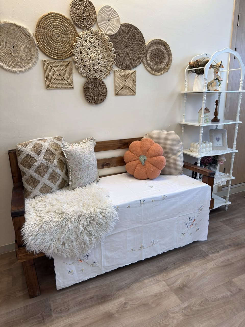 قنفه تصير مطبخ تصير غرفه بالكونه قياسها ١٦٠ للبيع


**إذا كنت صاحب هذا الإعلان وتريد حذفه لأي سبب، رجاءا أرسل رسالة إلى الدعم الفني**