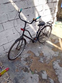 بسكل نضيف جداا وتايرات جددتعال وشوف بعينك بس بي بنجر بل تيرو ه لان ماك...