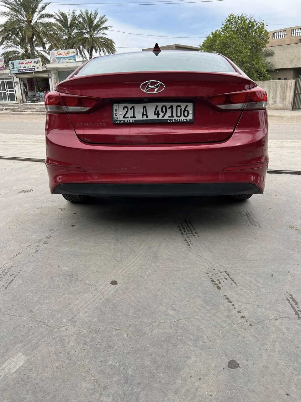 السلام عليكم
النترا 2018   ع وضع شركه نص فول سياره خير من الله مكينه وكير وحداديه  ع وضع شركه 
 حادث السياره با امريكا سرقه جامغ وبنيد  وراجعت شركه  نفس الون بدون صبغ ودواخل بالعراق صار بيها الباب الي وره السايق ربع الباب نصبغ   وقبق جنطه  مبدل 

مكاني بغداد / الدوره.
***********
السعر / 110وبي مجال
