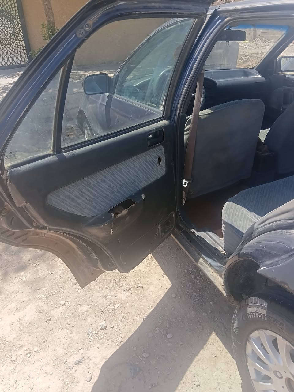 الانتراء البيع موديل 1994رقم ديالى انكليزي جديد، كير عادي  مكينة مالتة مفتوح، صدر زين كهربائية زينة يعني سيارة بلادية حلو زينة بس بية جراد واحد من فرمامت بية لحيم، سعرة 17 ورقة بية مجال الطبين ستفسار اتصل ***********،، العنوان ديالى المقدادية،،
