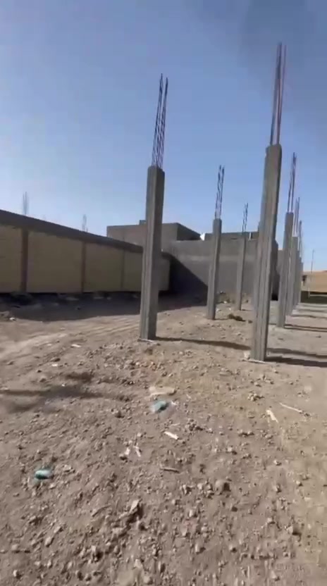 هيكل للبيع تجاري  الصوب الكبير شارع السايدين هذا صاحب العقار رقمه ٠٧٨١ ١١٤ ٢٢٠٠
