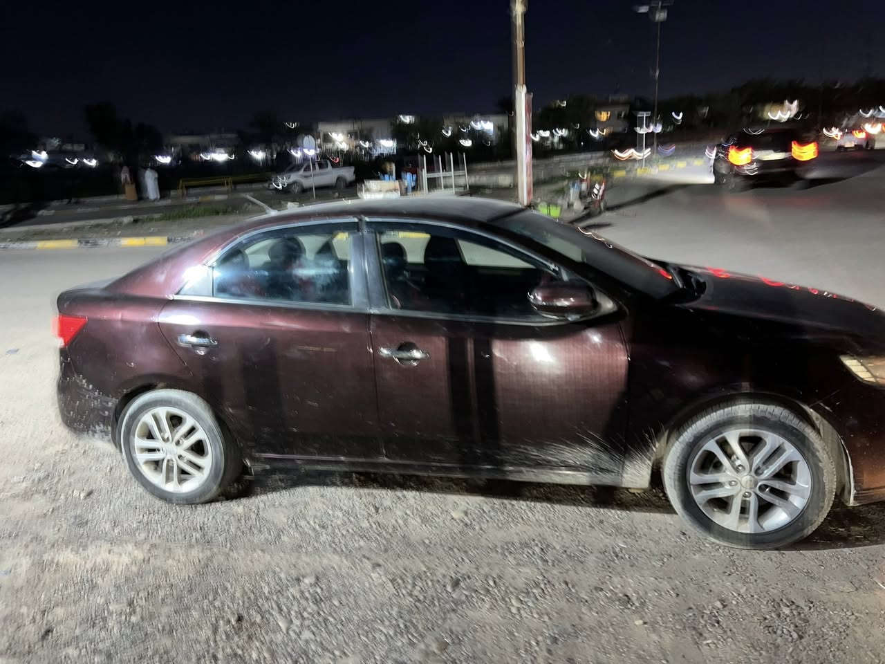 سلام عليكم سيراتو خليجي للبيع 2012 رقم بغداد كير محرك مضيف 1600 دوش سنويه جديده هزه جديده باسمي السعر 88 المكان بغداد غزاليه ***********
