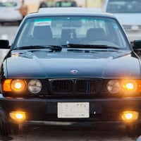 بي ام دبليو ٥٢٥ • رقم بغداد • تحويل مباشر