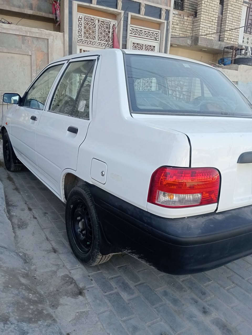 السلام عليكم سايبه البيع 2025 خصوصي ابيض   ماشيه8500 السعر 78 ورقة العنوان بغداد البلديات ***********
