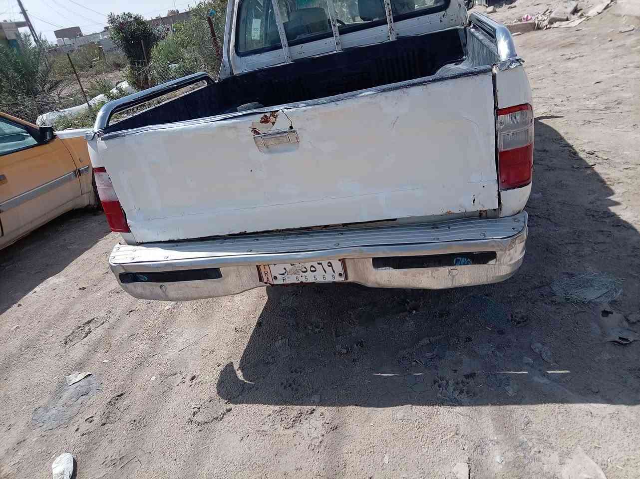 سلام عليكم بيكم لبيع موديل 2004.مكينه شرط لا تنقيص ولا تبخير.  وكير اوتوماتيك.
تواير نضاف.   كهربايات شغاله.  سياره. مناسبه.
راعيه بل بصره. ماندل.   بيعك كوم حديد   23 وبيه مجال. عنواني الناصريه سوك شيوخ. ***********
