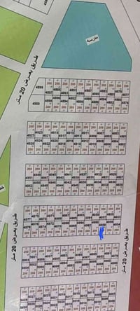 نص 100 متر بل داحره قريبه عله مدرسه كرفانات سند بسمي حدود مثبت  كهرباء...