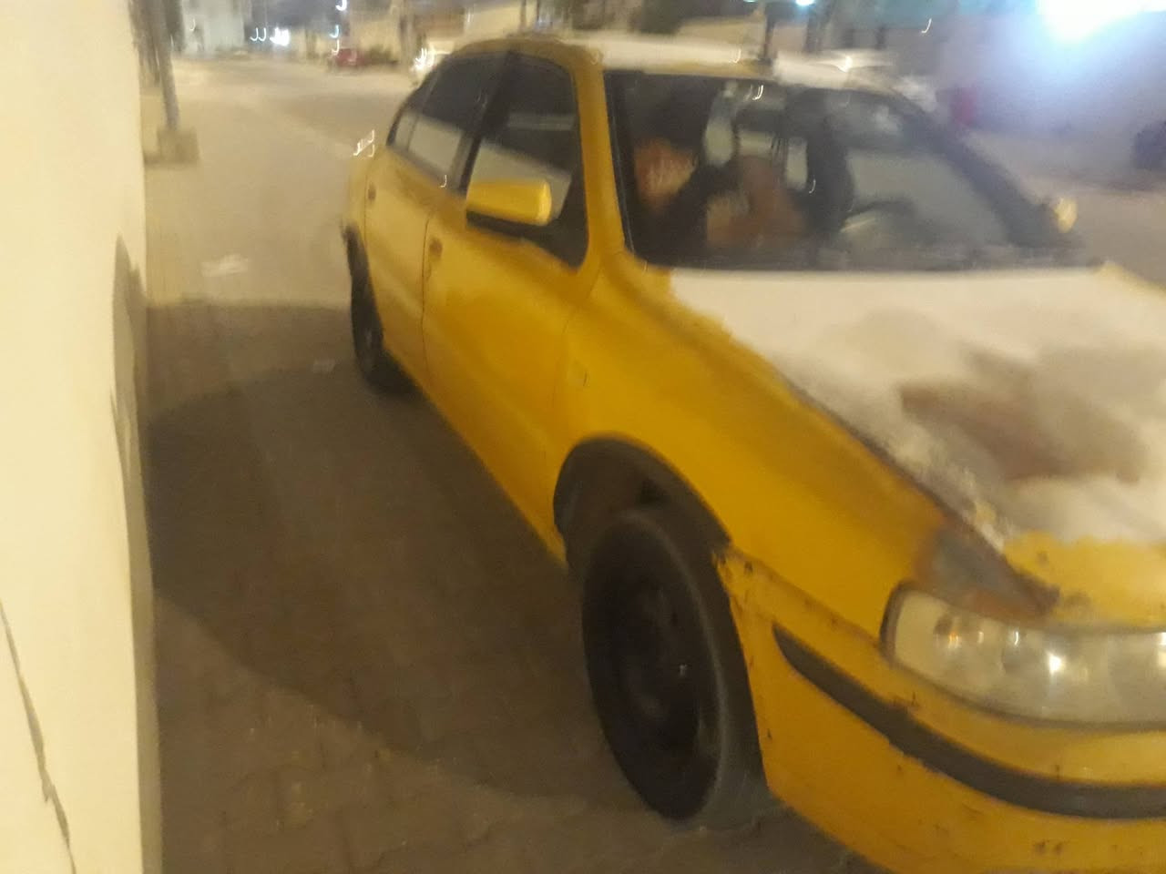 سلام عليكم بيع مستعجل سمند مديل11 رقم احمر صدامي سنويه منتهي السعر 14 وبيها مجال الستفسار على هاذه الرقم ***********
