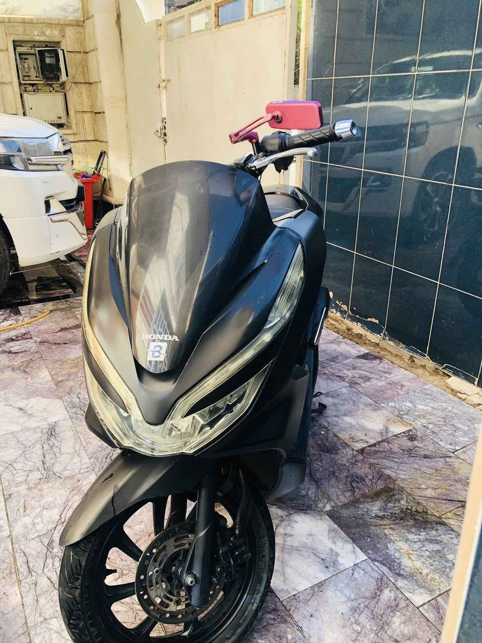 السلام عليكم
للبيع PCX ماليزي

الـجيـل الـثـالـث 

كفالة عامة 

حساس ازدحام 

استان كهرباء 

مكاني طالبية 

***********
