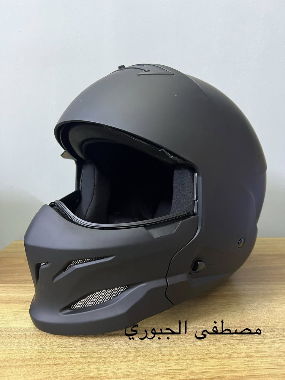 خليك متميز وياي خوذة اصلية جديدة  لون اسود مات جامة مضللة فج انت تتحكم بي فول راحة فول كوالتي قياس لارج L يتوفر توصيل


**إذا كنت صاحب هذا الإعلان وتريد حذفه لأي سبب، رجاءا أرسل رسالة إلى الدعم الفني**