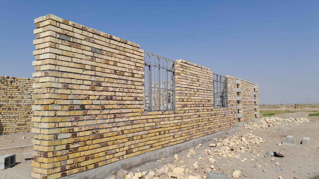 خلفه متفرق حالين شغل درجه وله بناه ولبخ وتطبيك سيراميك .***********
