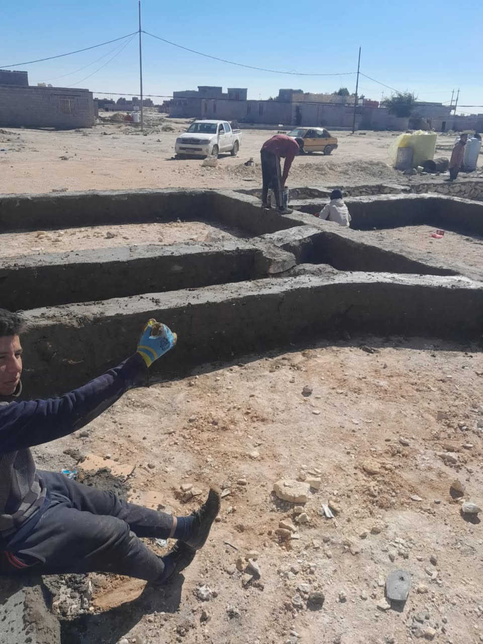 السلام عليكم بناء حجر كرسته وعمل الاستفسار الاتصال ***********
