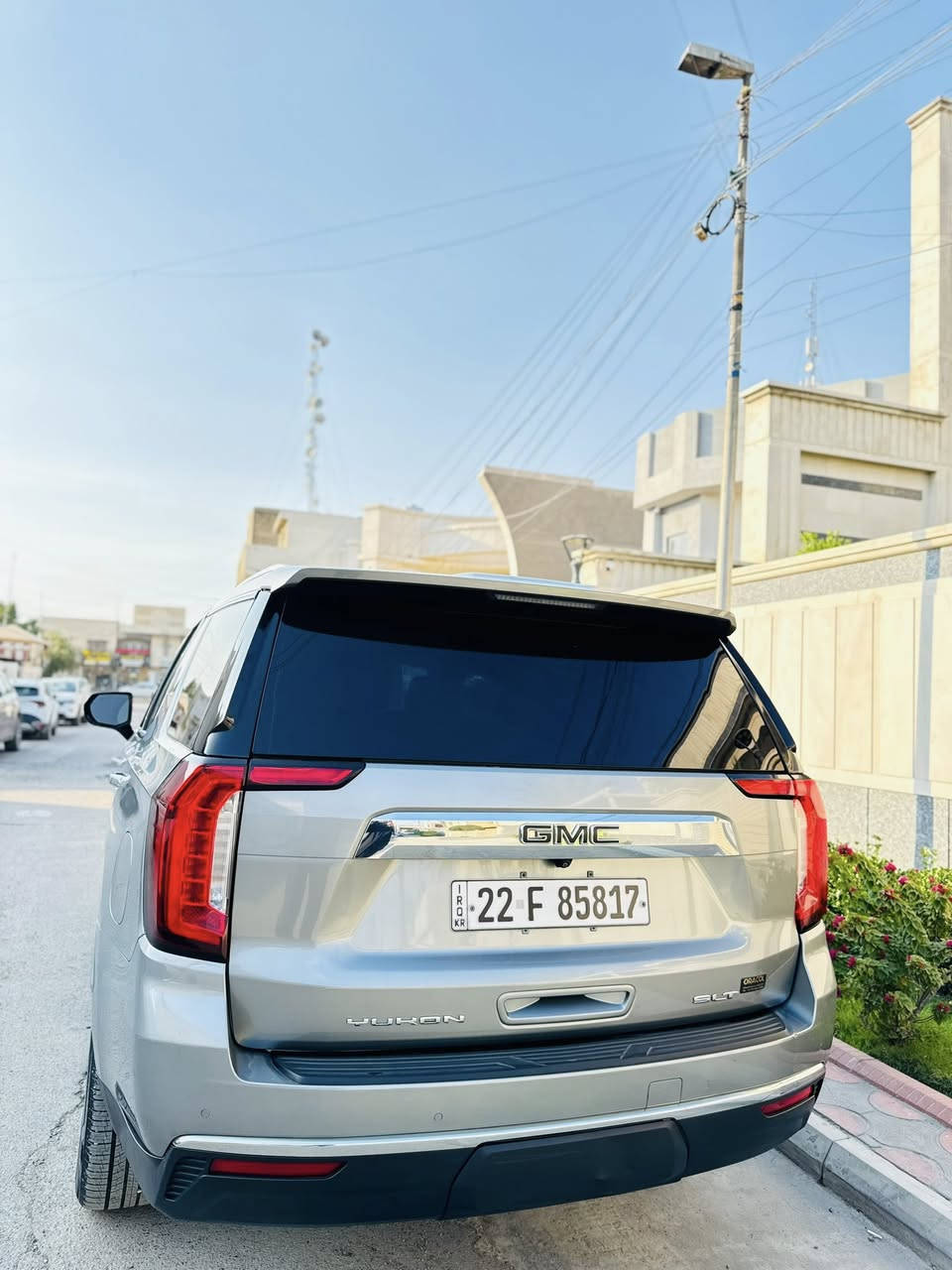 السلام عليكم للبيع جمسي 2023 دنلي
رقم أربيل بسمي هزه وفحص جديده 
بيها سنويه تضليل من أربيل قبل سبوع سويتها 

السياره مغلفه PPF اصلي ضمان 10 سنوات

وار أمريكي بيها جاملغ امامي ايسر فقط بدون دواخل بدون ايرباك الباقي كفاله عامه جديده بوضع شركه 

رقم الهاتف ***********

معروضه 415 وبيها مجال 

مواصفات فول 1/1 مكينه المرغوبه 5300 
بنراما سقف 
كشنات جلد +كهربائي 
رادارات جوانب 
رادار امامي 
حساسات أمامي خلفي 
تحديد مسار 
سايد بريك كهربائي 
كشنات حار بارد 
ستيرن هيتر 
كشنات منفصل 
شاشه جبيره + كاربلي 
فور ويل 4+4
7 مقاعد 
3 قطع تبريد 
كيجات دجتل 
لايت لد + لايت زنون 
إطفاء ذاتي 
أناره ترحيب 
صندوك كهربائي 
ماشيه 45 im
