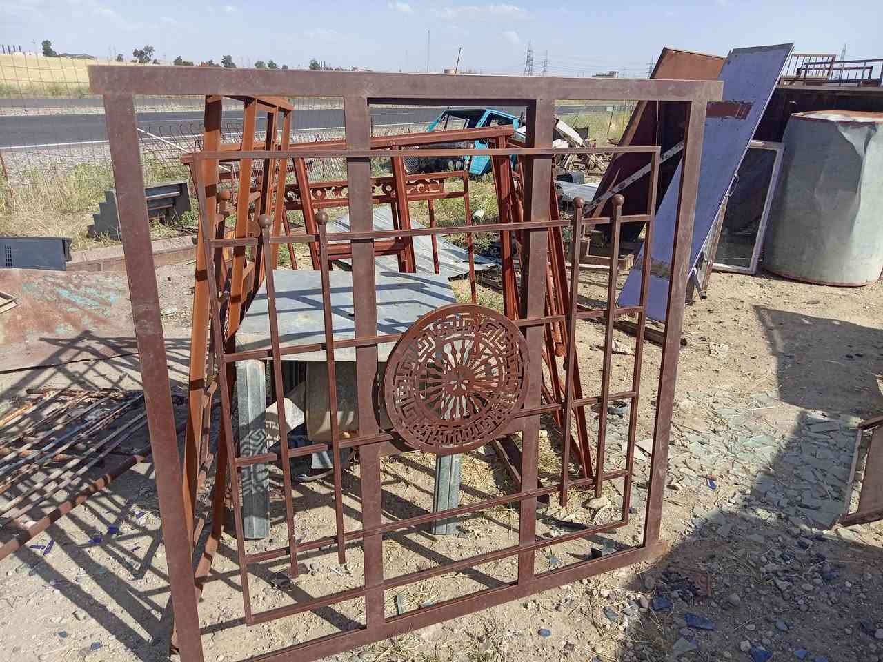 شبابيك جدد هيسكو جديد قطع جام خانه انسب السعار *********** 
قرب مول العيسى
واتساب
