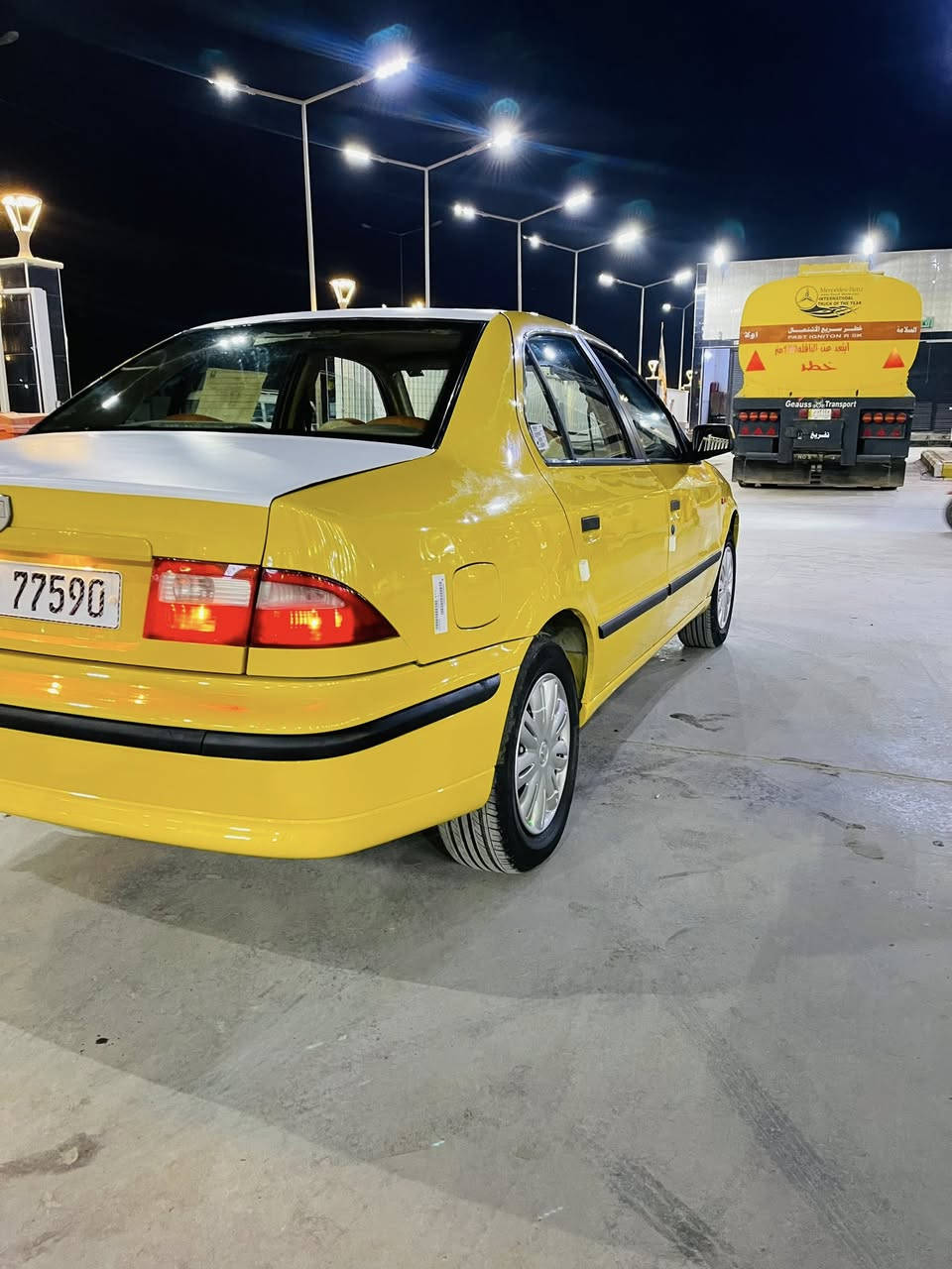 السلام عليكم سمند موديل 2012 السيارة خير من  الله رقم نكليزي مصفرة هيئة وغرامة سنوية لل30 صدر خلفي امامي جديد تخم تاير جديدي مكاني بغداد السعر 43  وبيهة مجال الرقم ***********
